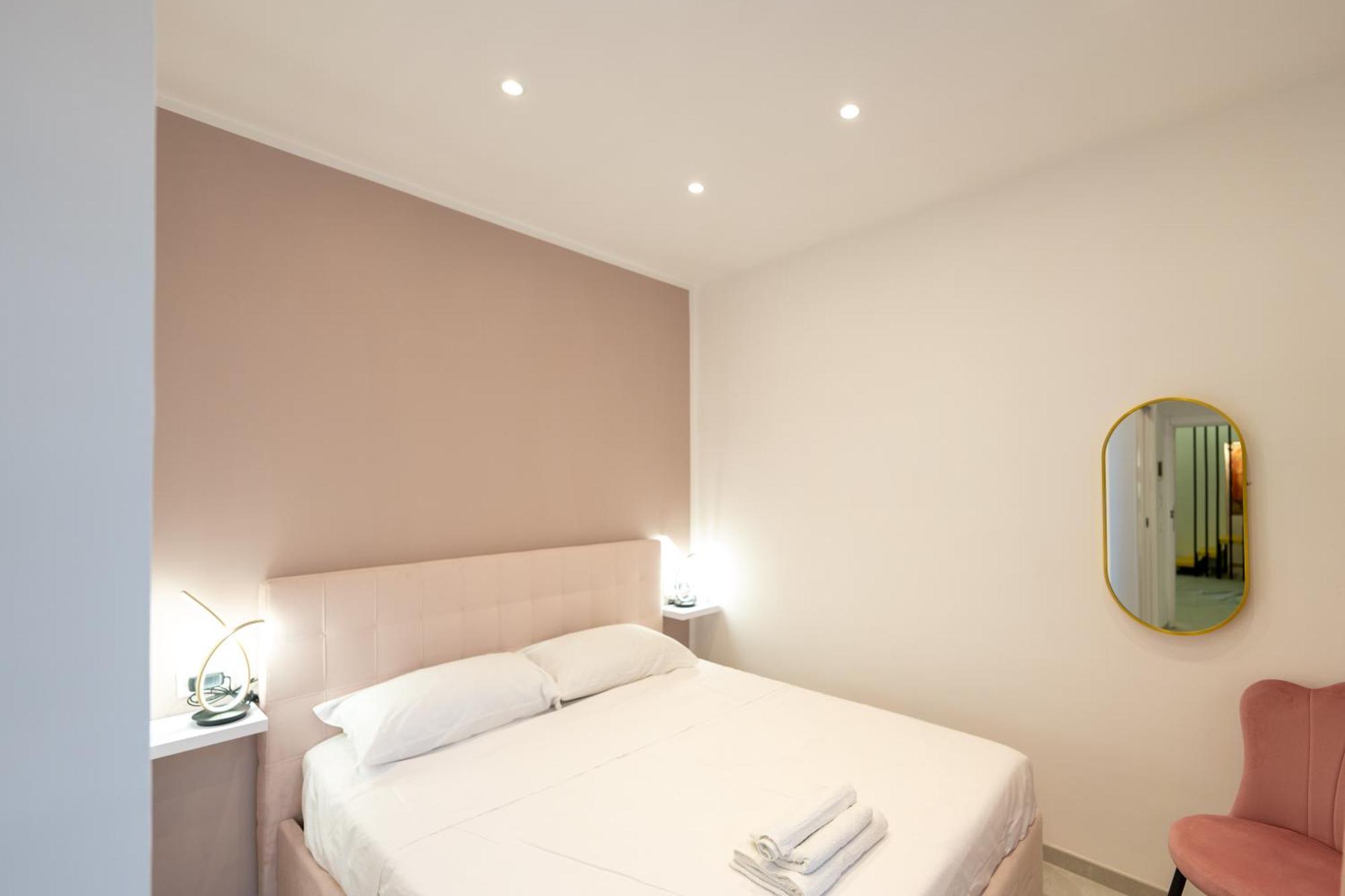 Suites Gaudioso Napoli Center Exterior foto