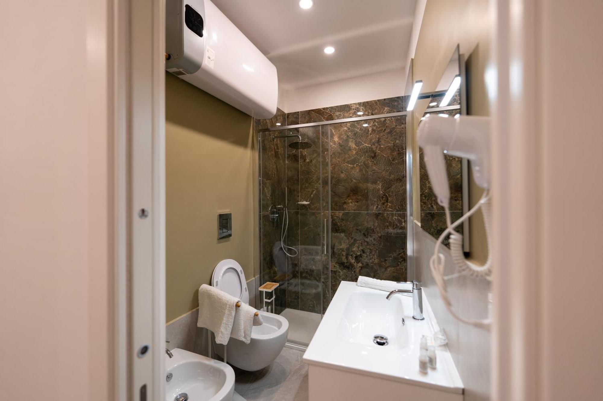 Suites Gaudioso Napoli Center Exterior foto